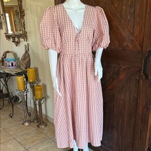Pink Gingham Puff-Sleeve Midi Dress with V-Neckline